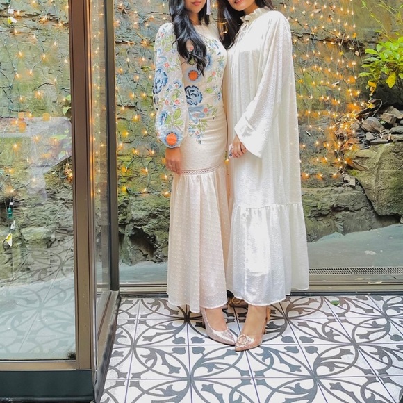 NWOT H&M Long Chiffon Maxi Dress - Picture 3 of 4